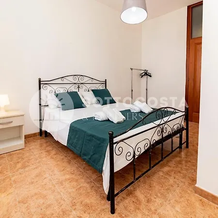 公寓 Armony 切萨雷奥港